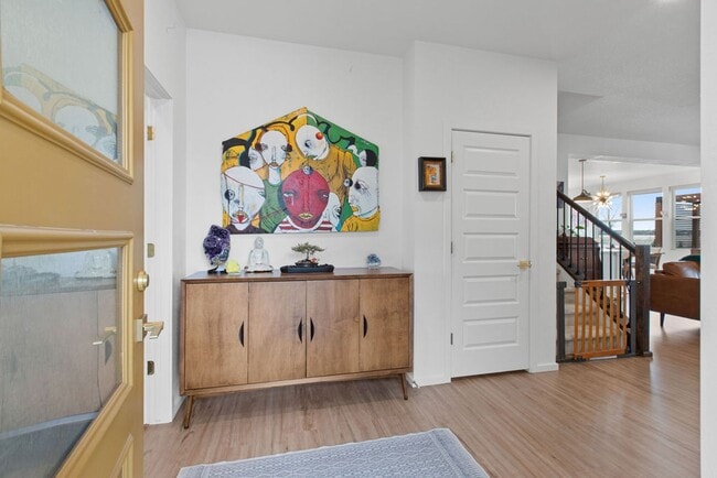 Building Photo - Luxury 5 Bedroom, 3.5 Bathroom in Timnath