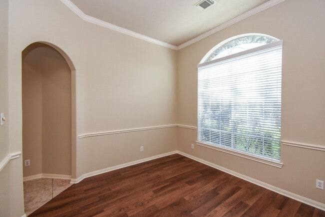 Building Photo - 15007 Grape Orchard Ct