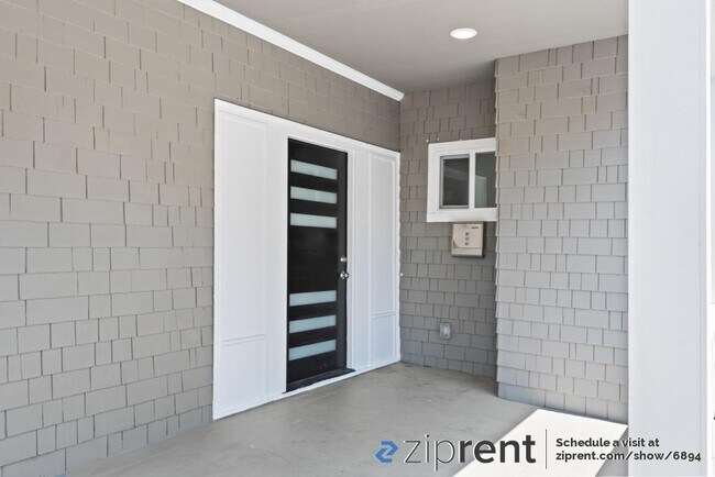 Foto del edificio - 832 E 21st St