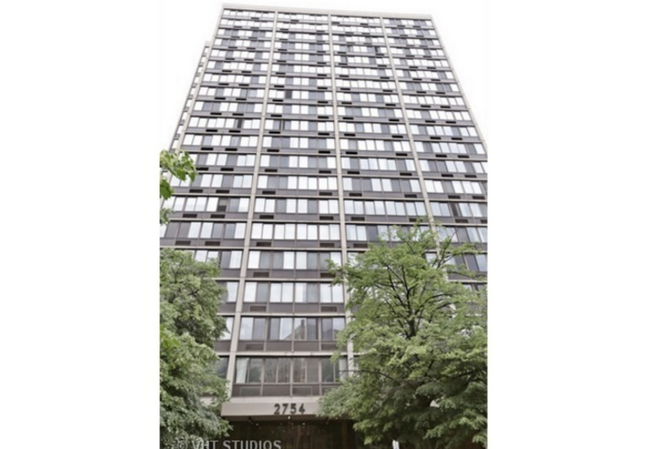 Building Photo - 2754 N Hampden Ct