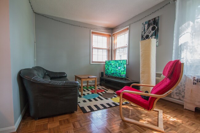 Building Photo - 4312 N Pershing Dr