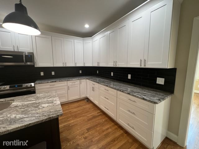 Building Photo - 4 br, 3.5 bath House - 8604 Case Ridge Dr