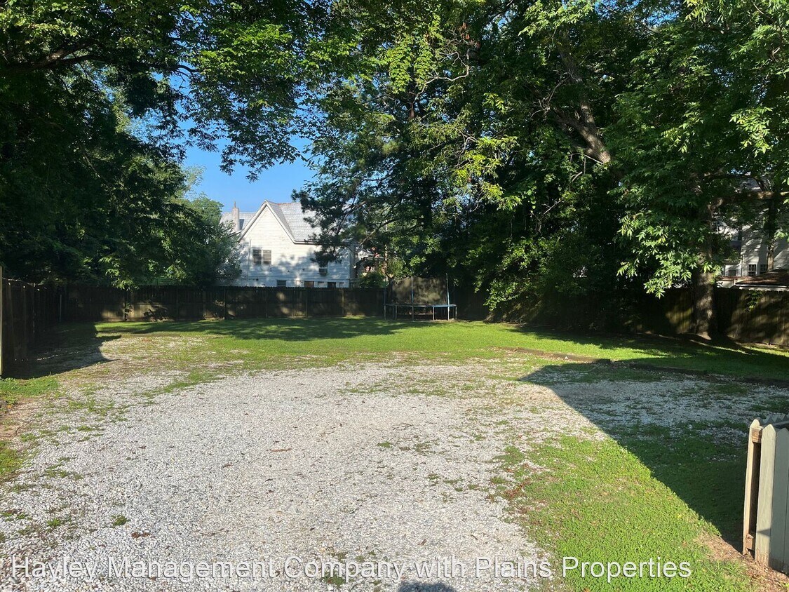 Foto del edificio - 1 br, 1 bath House - 407 B S. 8th St