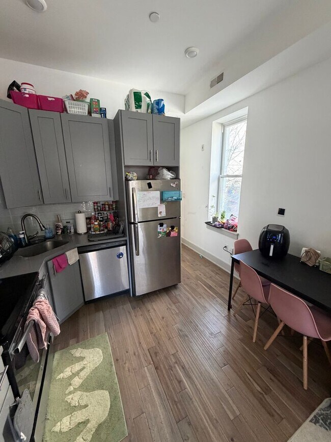 Foto del edificio - 3213 Haverford Ave