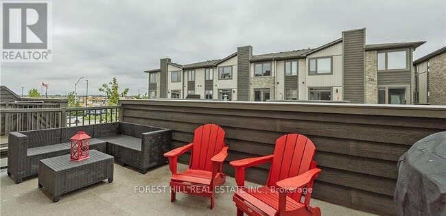 Building Photo - 1960 Dalmagarry Rd