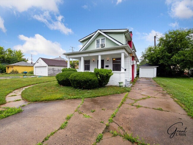 Foto del edificio - 14702 Winthrop St