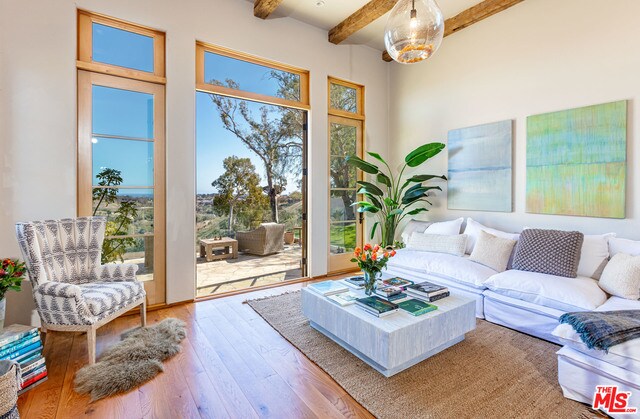 Foto principal - 5634 Calpine Dr