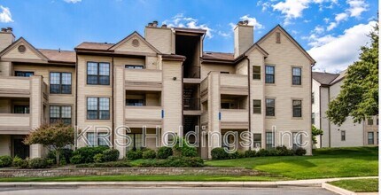 Building Photo - 6917 Mary Caroline Cir