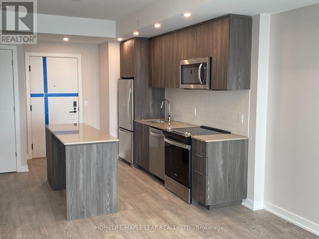 Building Photo - 720 Whitlock Ave