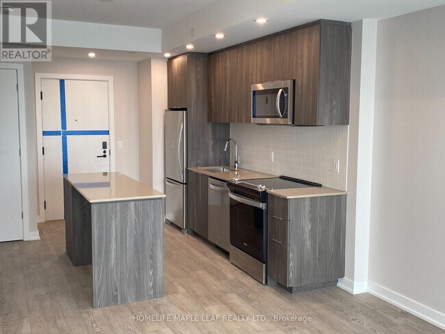 Photo du bâtiment - 720 Whitlock Ave