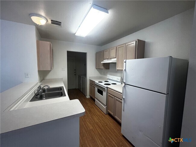Foto del edificio - 125 Cedargrove