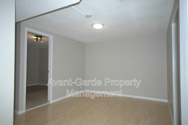 Building Photo - 8529-8583 83 Ave NW