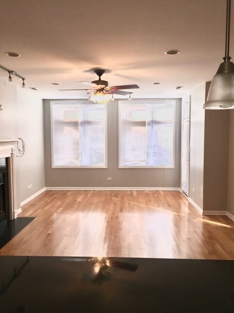 Foto del edificio - 6543 S Ingleside Ave