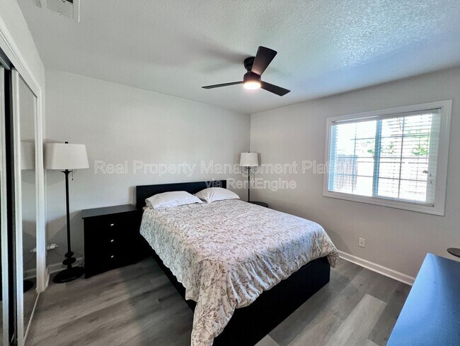 Foto del edificio - 4244 N Brix Ave