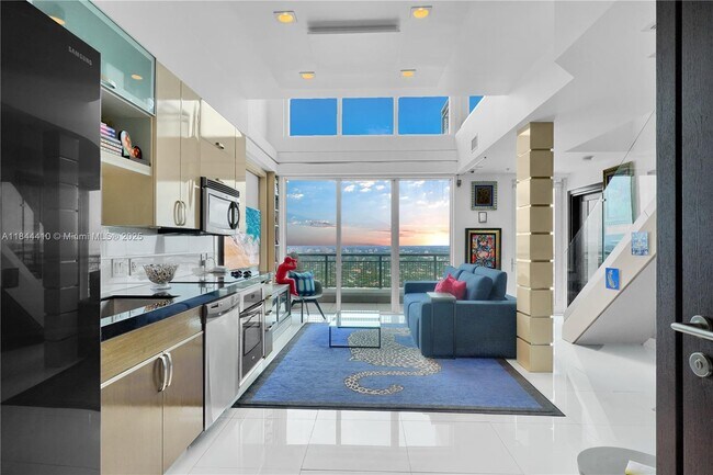 Foto del edificio - 60 SW 13th St