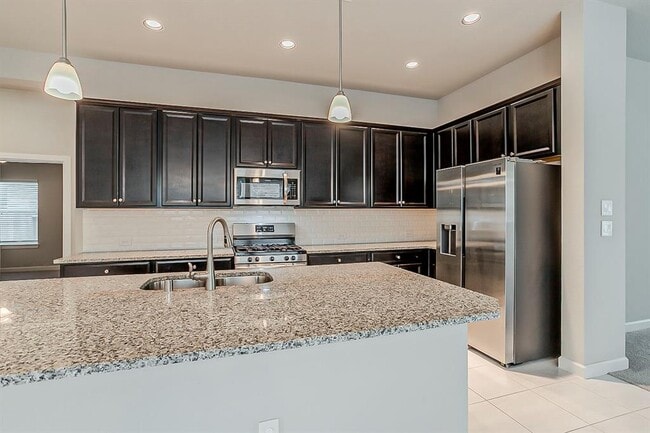 Building Photo - 446 Bayberry Landing Way