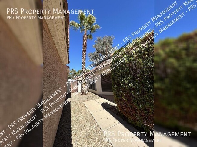 Building Photo - SHOWINGS BEGIN MARCH 25TH