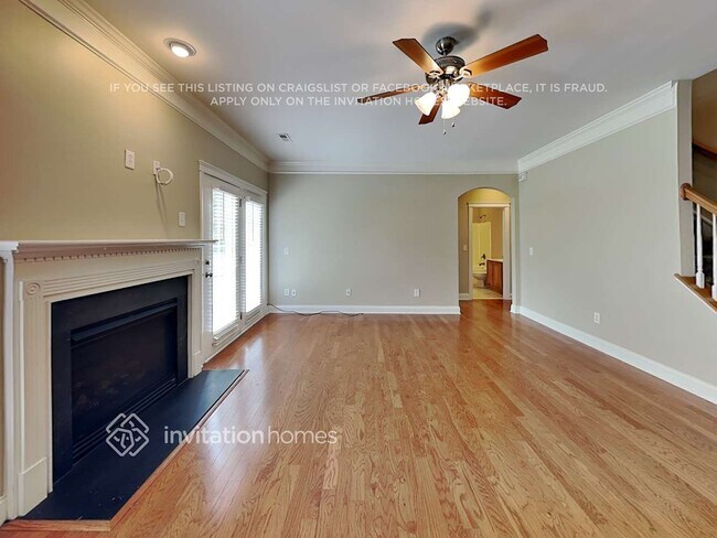 Foto del edificio - 8426 Fairlight Dr