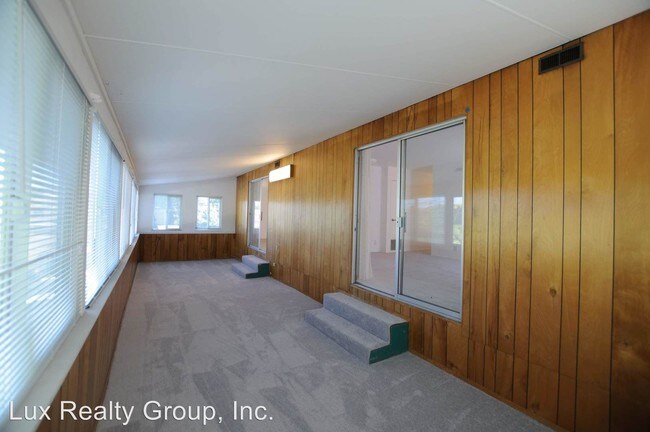 Building Photo - 20461 John Dr