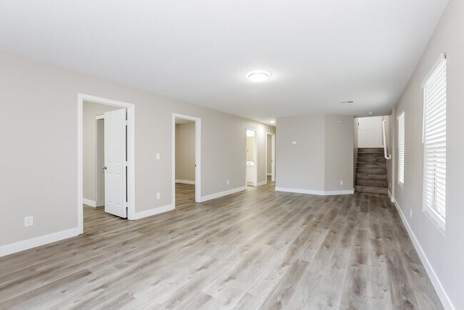 Foto del edificio - 6578 Holly River St