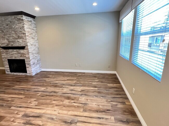 Dining room - 9931 Leavesly Trl