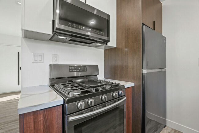 Foto del edificio - 2814 Sichel St