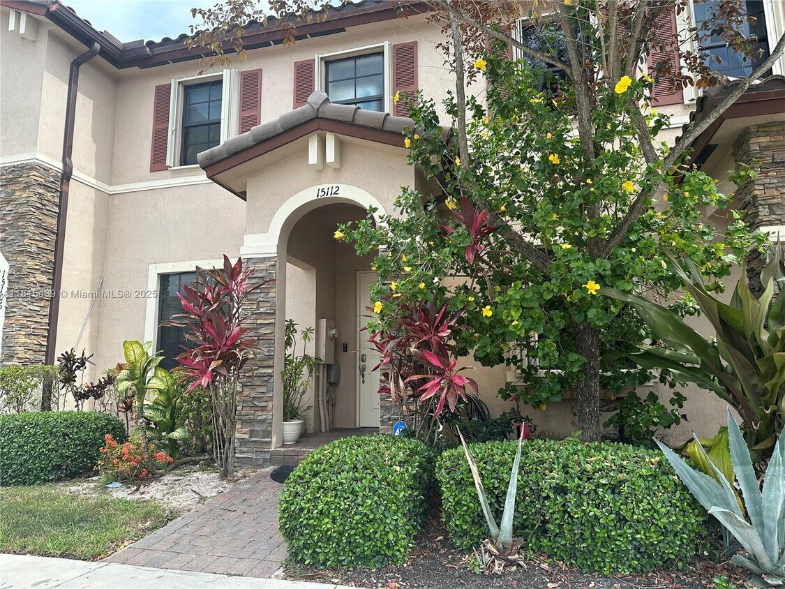 Foto principal - 15112 SW 116th St
