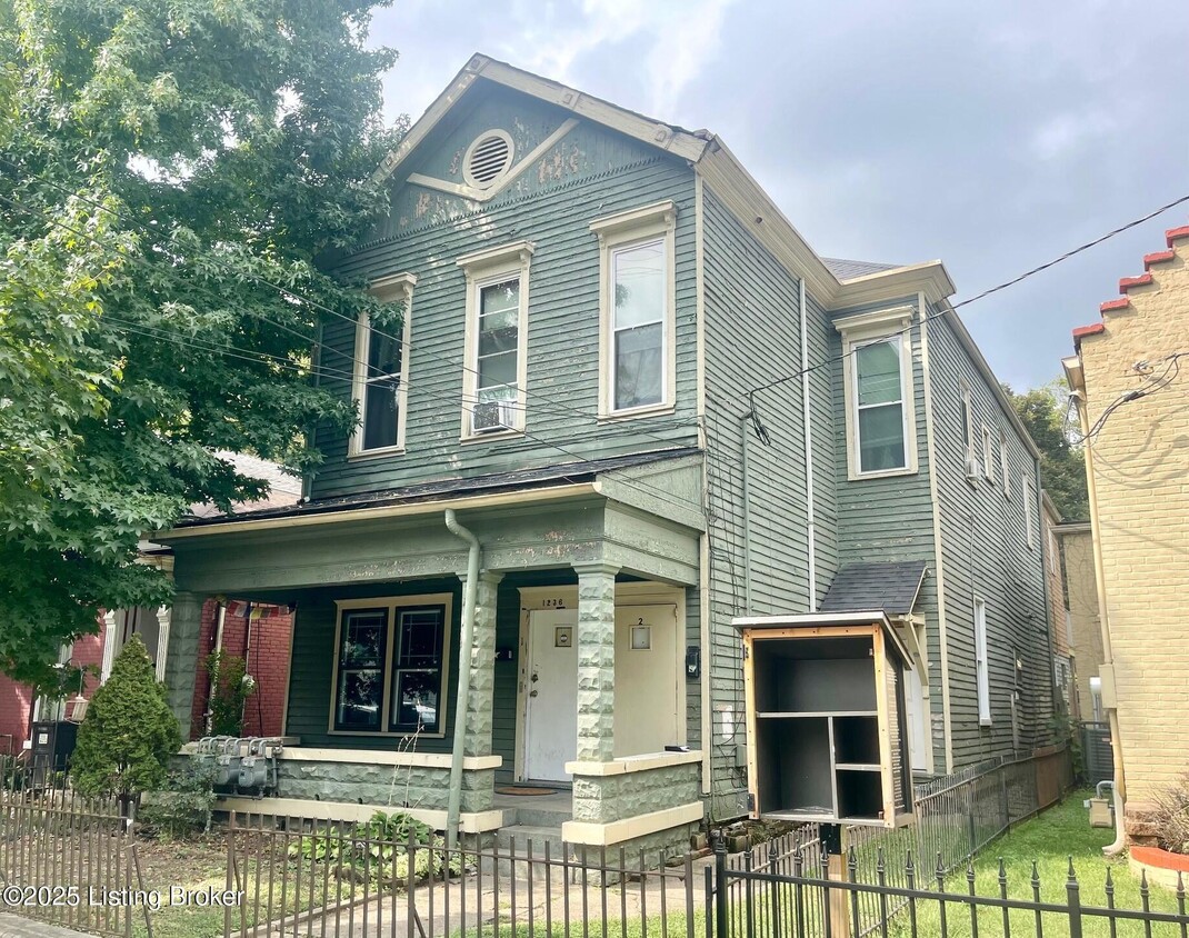 Primary Photo - 1236 S Floyd St