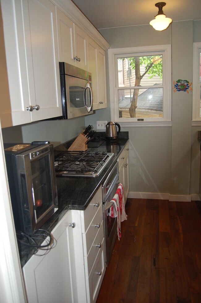 Building Photo - 58 Cornhill St
