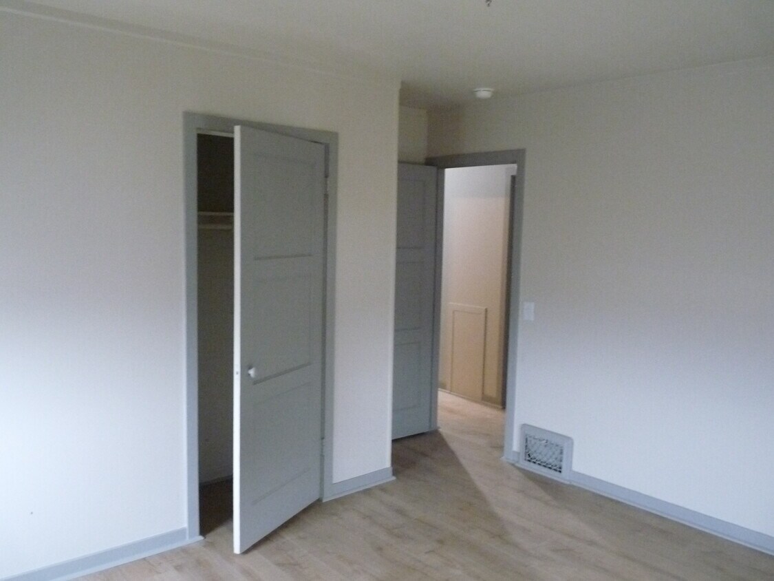 1427 Jadwin ave, Richland, WA 99354 Townhome Rentals in Richland WA