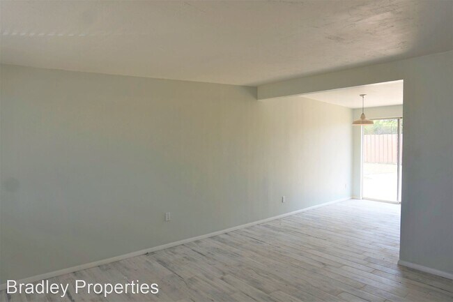 Building Photo - 3 br, 2 bath House - 5136 Leonardo di Vinc...