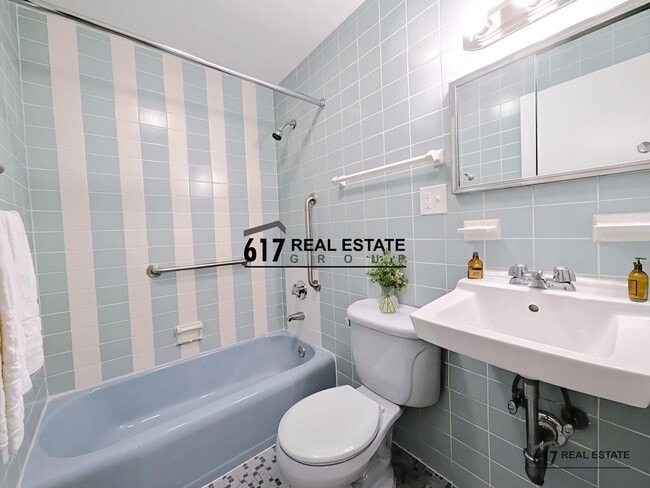 Foto del edificio - 2018 Commonwealth Ave