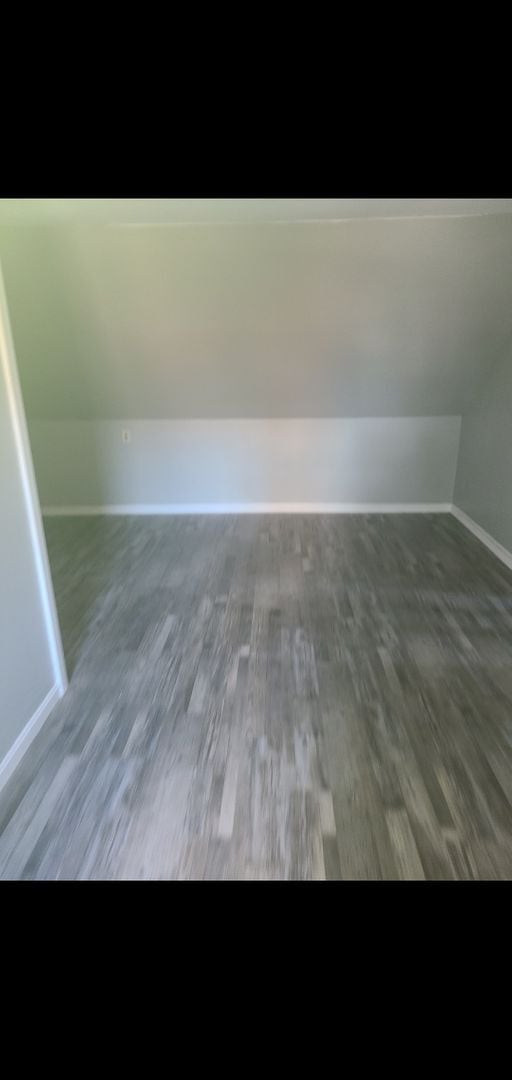 Building Photo - 4 Bed, 2 Bath/Remodled **EHA APPROVED**