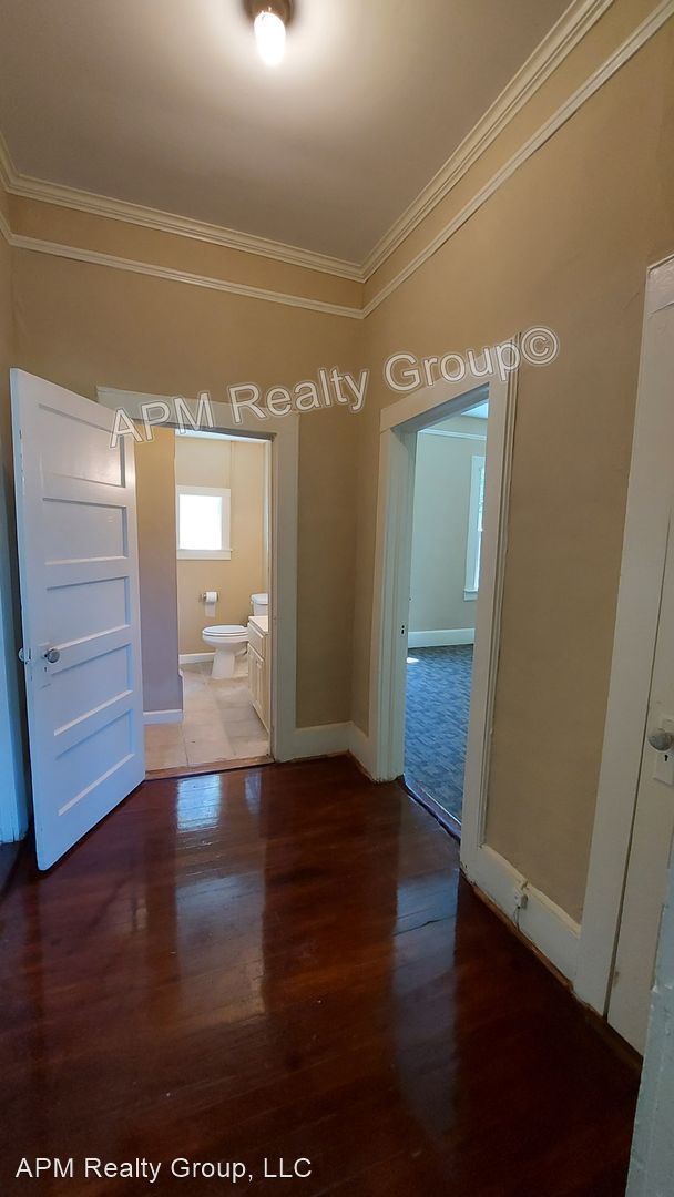 Building Photo - 2 br, 1 bath House - 4305 Ridgewood Ave