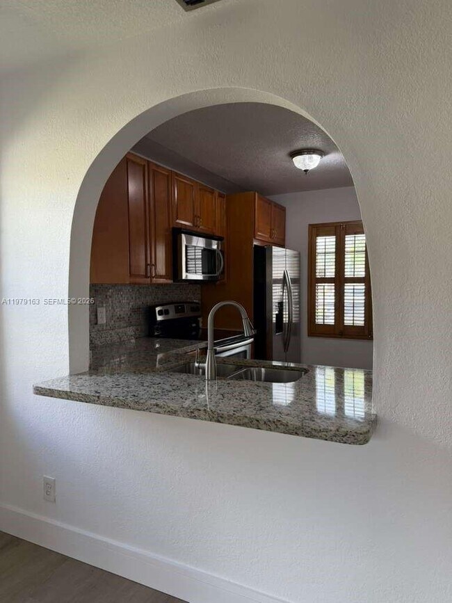 Foto del edificio - 17298 NW 60th Ct