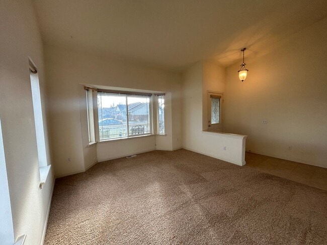 Foto del edificio - Charming Home Near John Wayne Trail