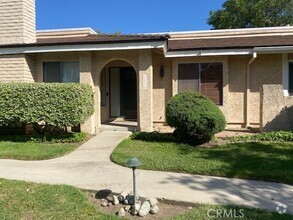 Building Photo - 2114 Crespi Ln