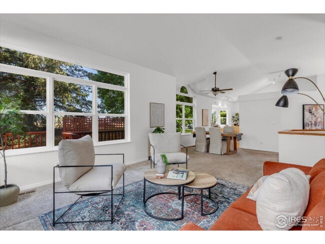 Foto del edificio - 101 Fairfield Ln Ave