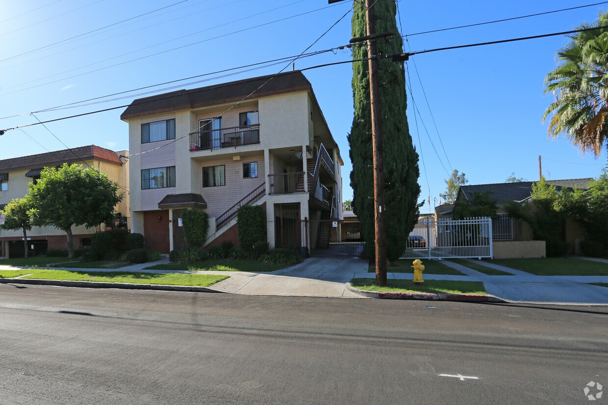 Foto principal - 1332 Orange Grove Ave