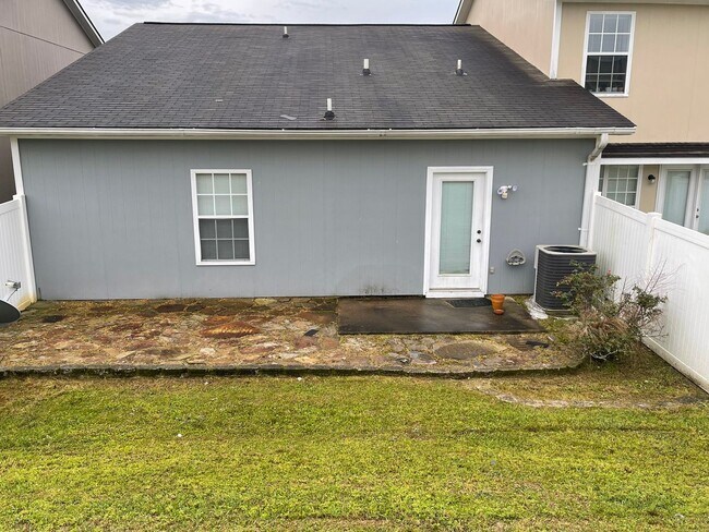 Foto del edificio - Wakefield Subdivision! One Story....