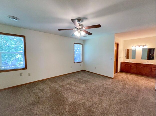 Foto del edificio - 3012 Timber Ter