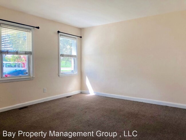 Building Photo - 3 br, 2 bath House - 6301 Walther Ave