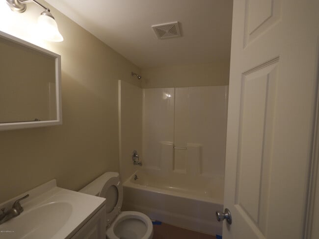 Building Photo - 2036 Inwood Terrace
