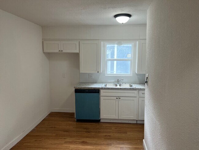 Foto del edificio - 522 E Woodard St