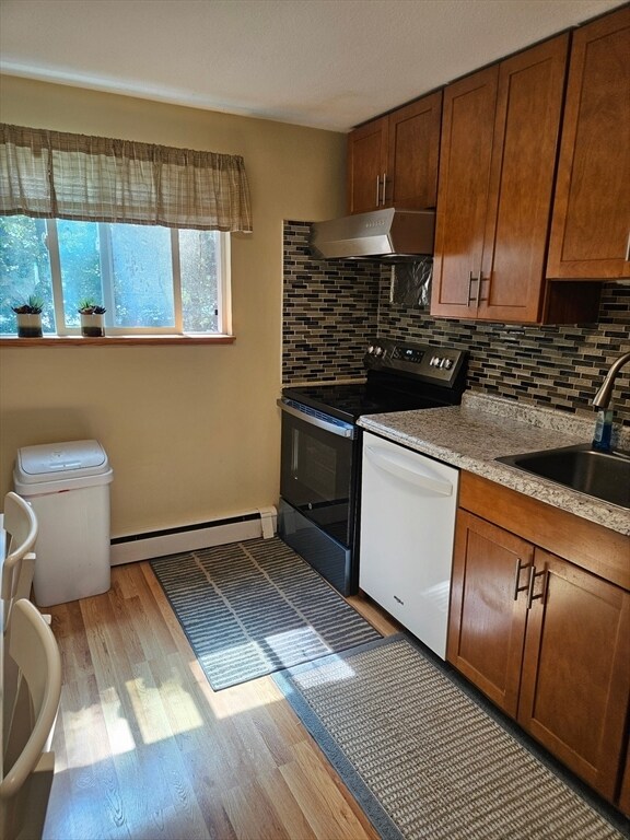 Foto del edificio - 8 Woodcrest Ct