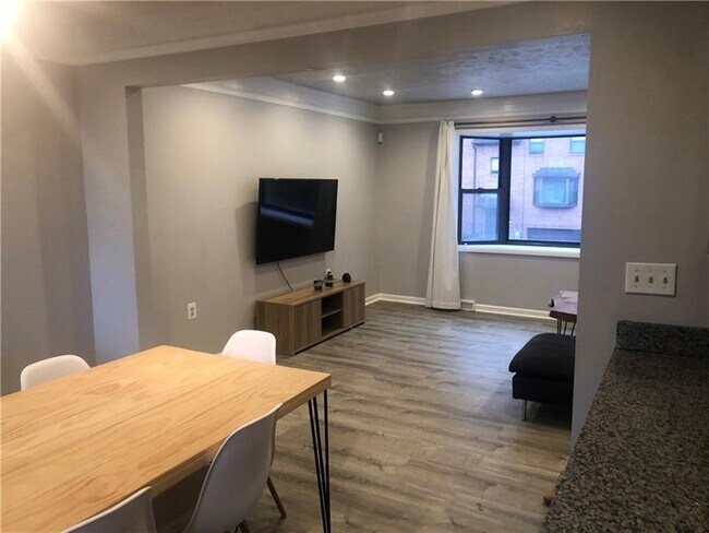 Foto del edificio - 4856 Mossfield Ct