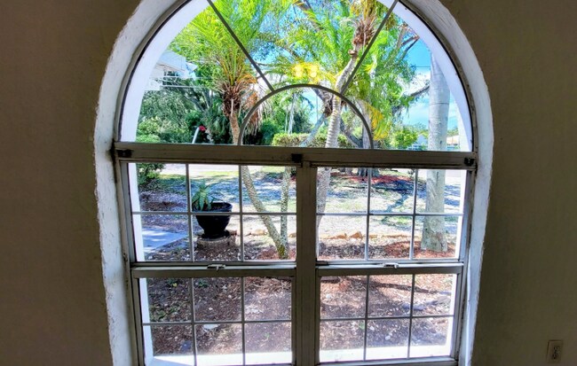 Foto del edificio - 12991 114th Ave N