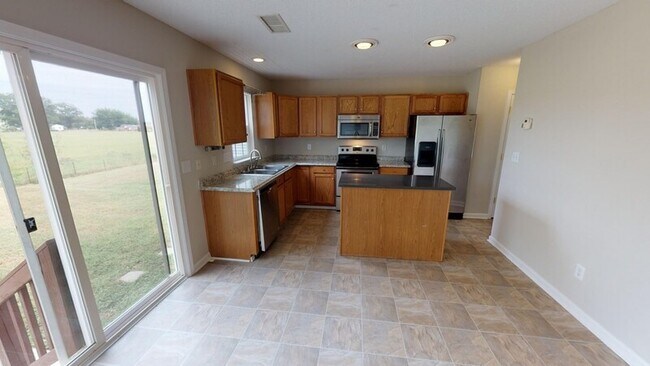 Building Photo - 1040 Meadowbrook Ln SW