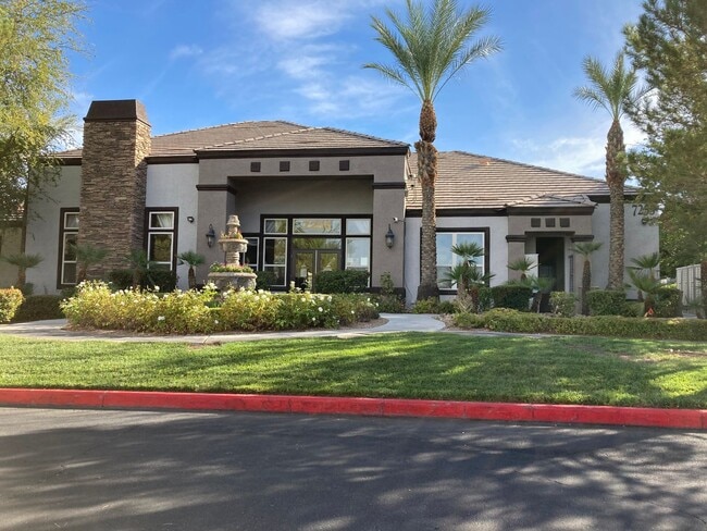 Building Photo - 1 bedroom Southwest Tuscano condo - 1st fl...
