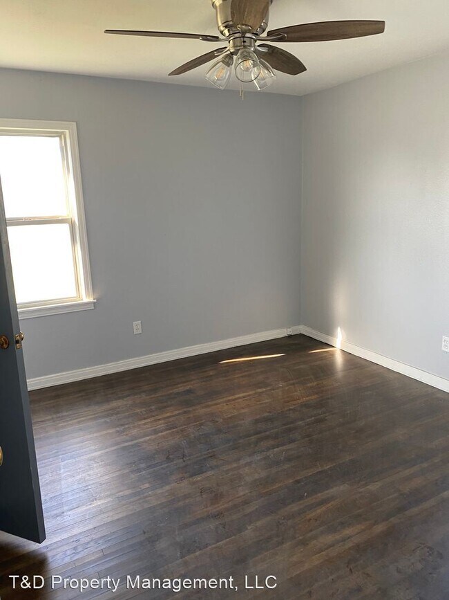 Foto del edificio - 3 br, 1 bath House - 701 West Grover St.